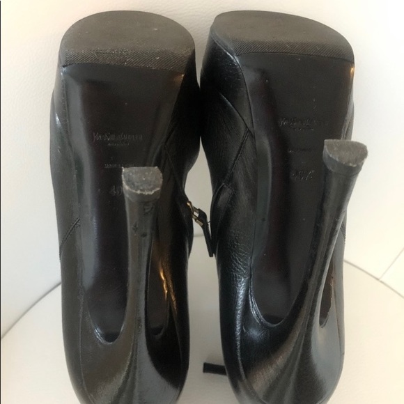 Yves Saint Laurent - Picture 6 of 6